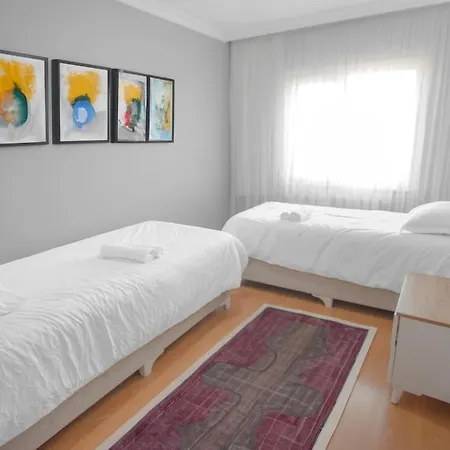 Apartmán شقه كبيره عائليه و هادئه *